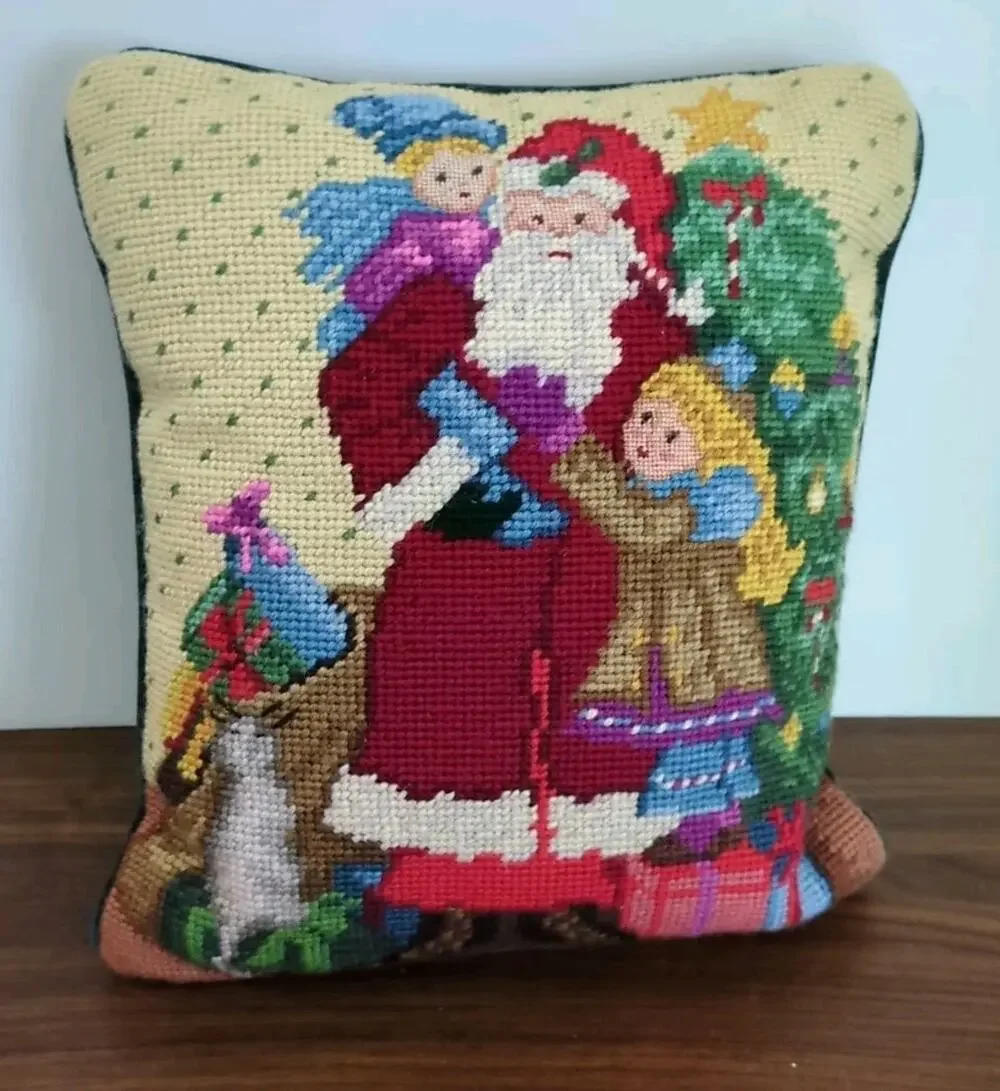 Needlepoint Pillow Christmas Santa Cat Children Tree velvet Zip back 11 X 9 Inch
